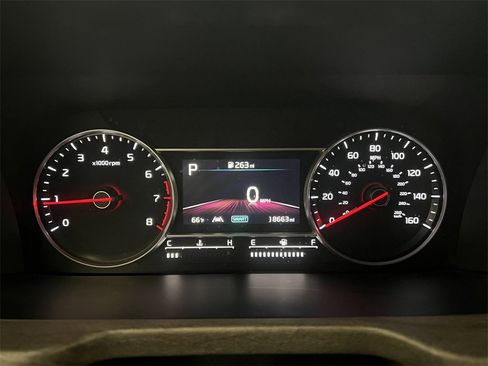 Used 2023 Kia Sorento EX w/ Panoramic Sunroof Package image 19