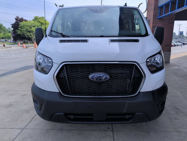 Used 2025 Ford Transit 250 Low Roof w/ Exterior Upgrade Package RWD image 9