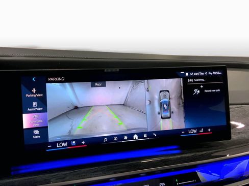 Certified 2023 BMW 760i xDrive AWD/4WD image 26