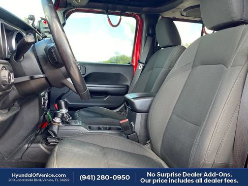 Used 2021 Jeep Wrangler Unlimited Sport AWD/4WD image 2