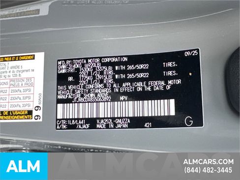 Used 2025 Lexus GX 550 w/ Accessory Package (2T) image 36