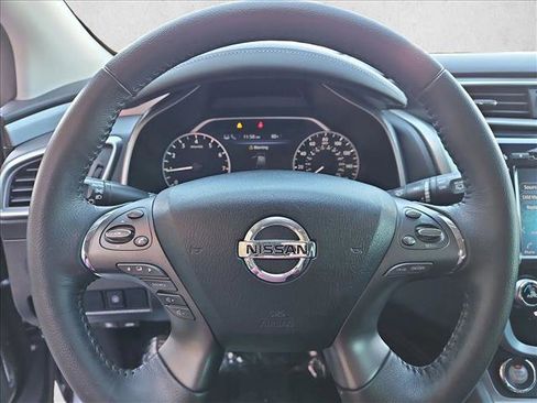 Used 2020 Nissan Murano SV image 13