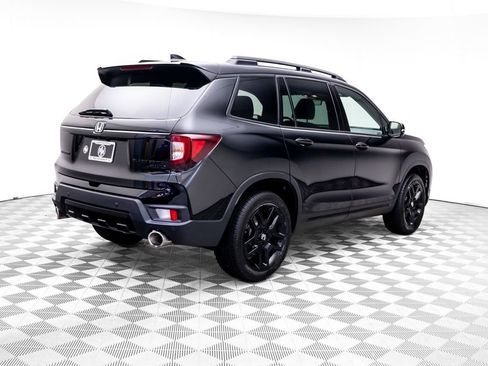Certified 2024 Honda Passport Black Edition image 7