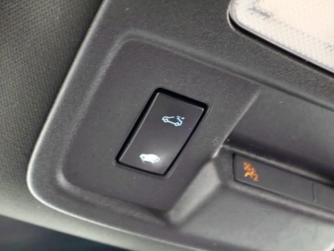 Used 2014 Chevrolet Camaro LT image 44