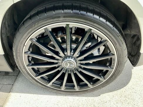 Used 2025 Mercedes-Benz GLA 35 AMG 4MATIC image 16