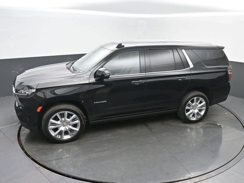 Used 2024 Chevrolet Tahoe High Country AWD/4WD image 41
