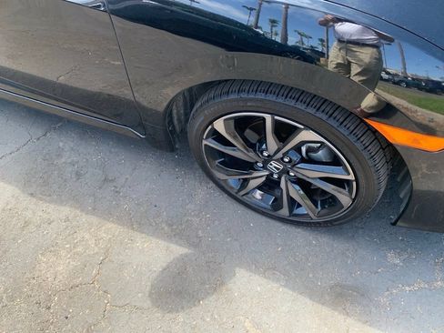 Used 2019 Honda Civic Sport image 5