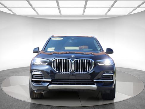 Used 2021 BMW X5 xDrive40i w/ Premium Package AWD/4WD image 2