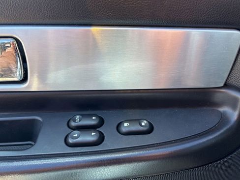 Used 2003 Ford Thunderbird RWD image 17