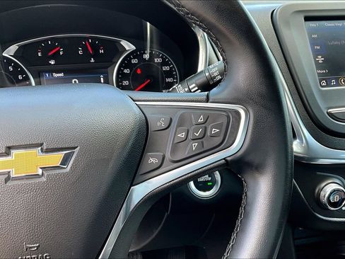 Used 2024 Chevrolet Equinox LT FWD image 13