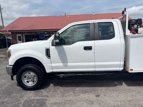 Used 2019 Ford F250 XL w/ XL Value Package AWD/4WD image 4