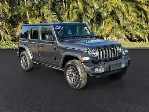 Used 2024 Jeep Wrangler Sport S image 2