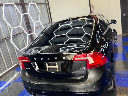 Used 2015 Volvo S60 T5 Premier image 15