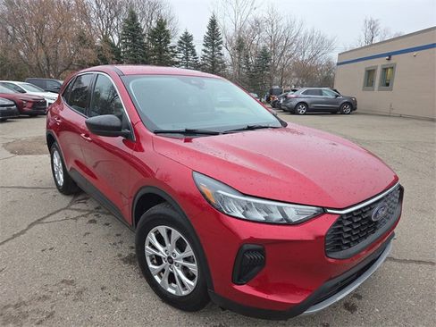 Certified 2023 Ford Escape Active image 11