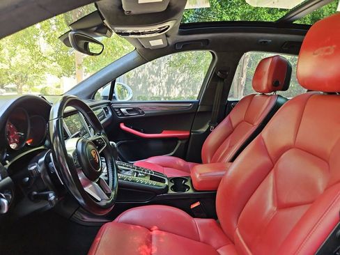 Used 2018 Porsche Macan GTS image 12