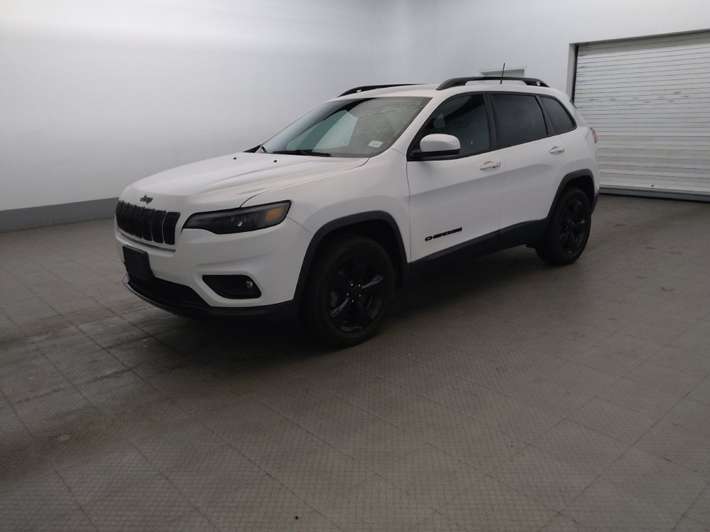 Used 2019 Jeep Cherokee Latitude Plus AWD/4WD image 2