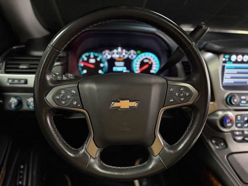 Used 2019 Chevrolet Tahoe Premier AWD/4WD image 17