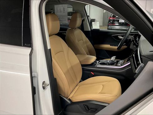 Certified 2025 Audi Q7 3.0T Premium Plus w/ Premium Plus Package AWD/4WD image 10
