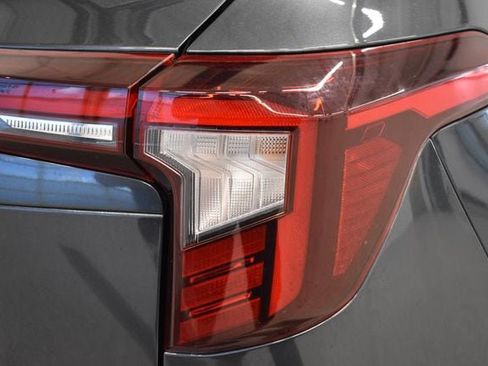 Used 2025 Kia Seltos S FWD image 12