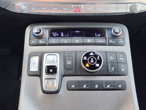 Used 2021 Hyundai Palisade Calligraphy image 18