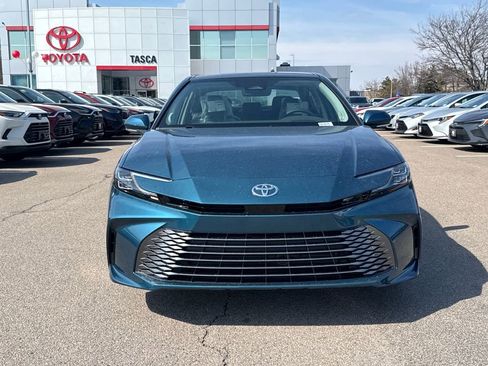 New 2026 Toyota Camry XLE AWD/4WD image 2