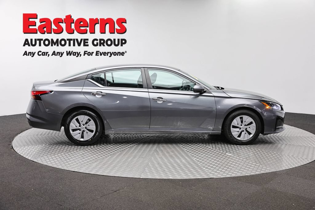 Used 2023 Nissan Altima 2.5 S FWD image 5