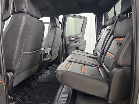 Certified 2023 GMC Sierra 1500 AT4 w/ AT4 Premium Package image 17