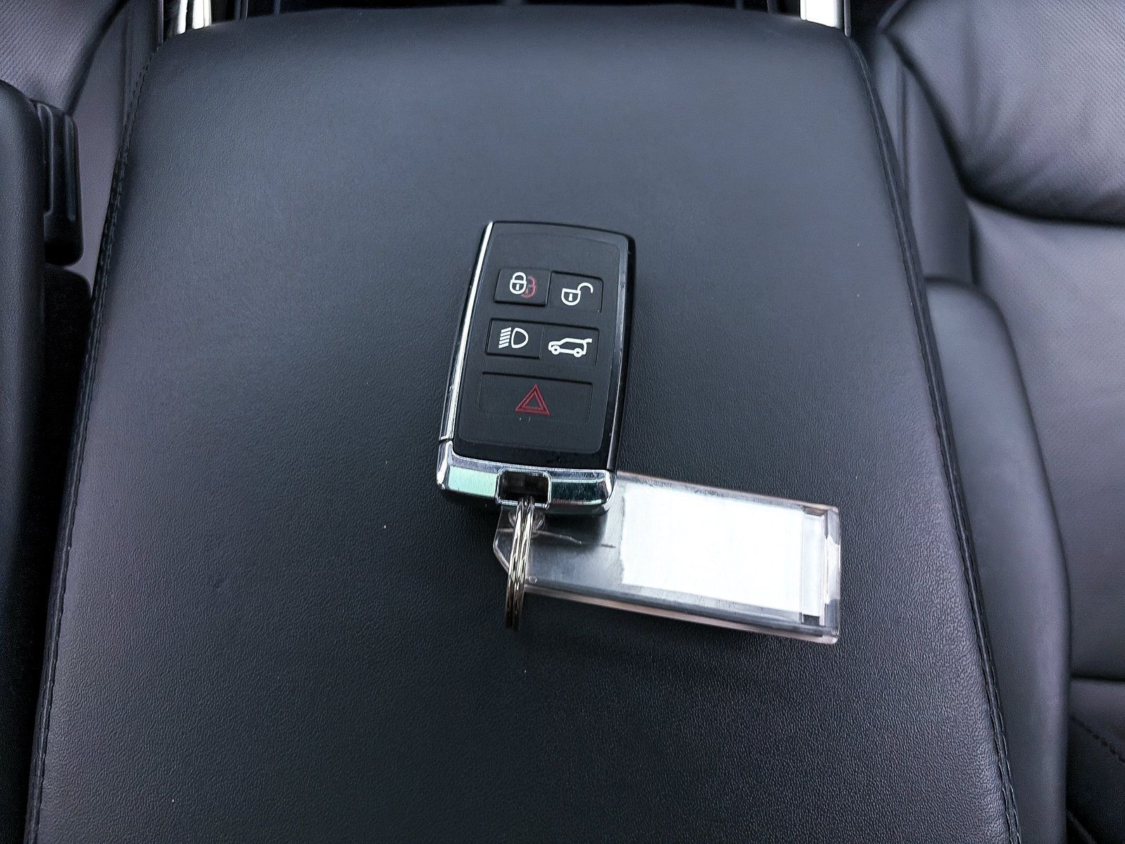 Used 2024 Land Rover Range Rover Sport SE AWD/4WD image 24