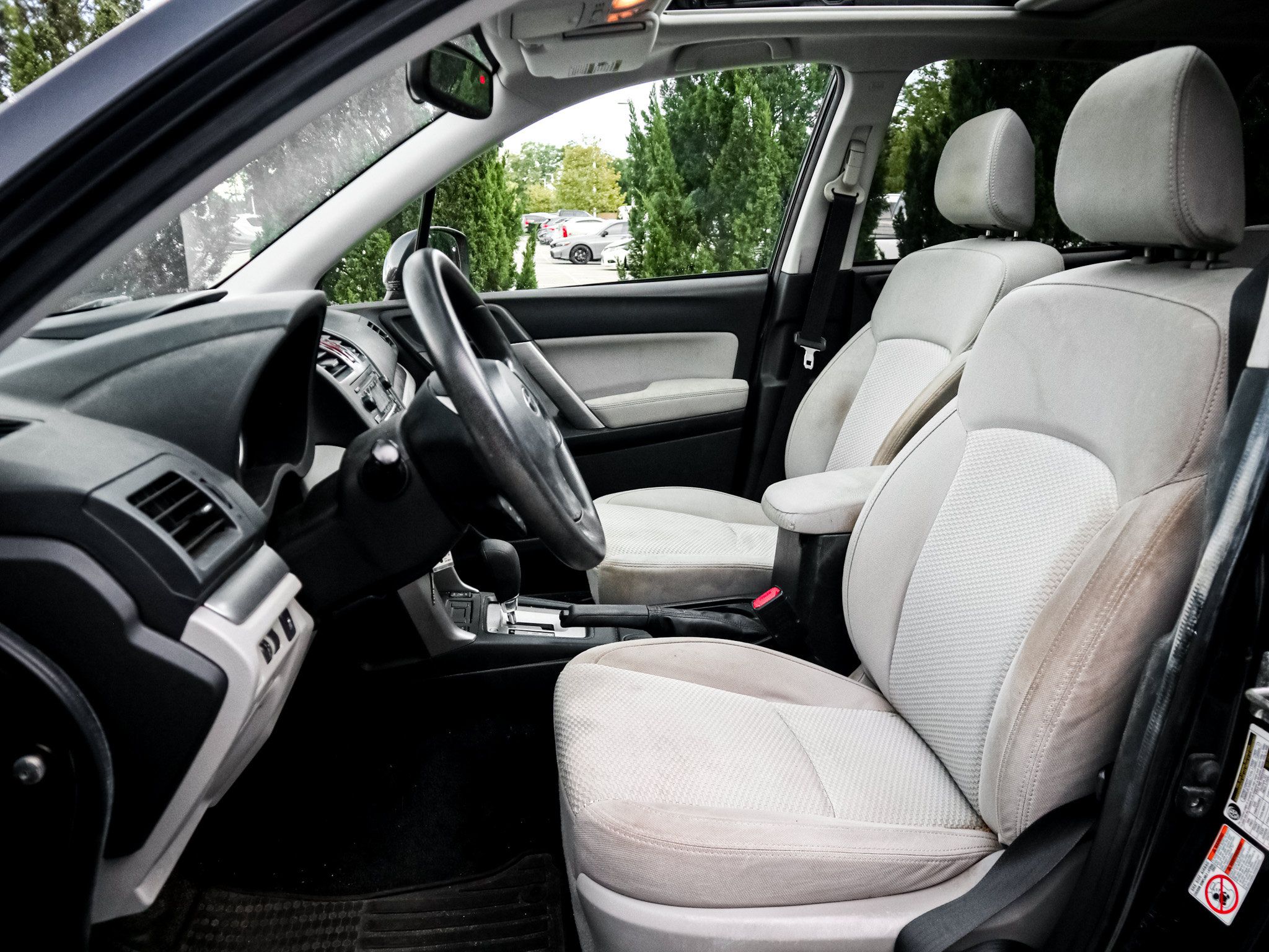 Used 2015 Subaru Forester 2.5i Premium w/ Popular Package #2 AWD/4WD image 7
