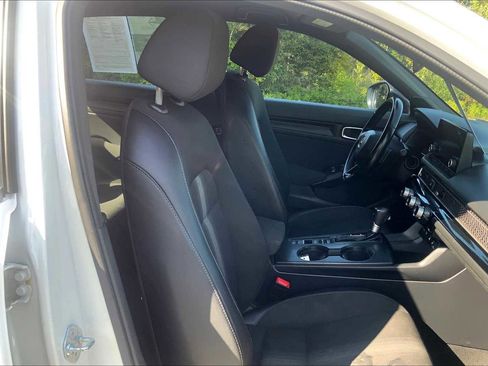 Used 2025 Honda Civic Sport image 7
