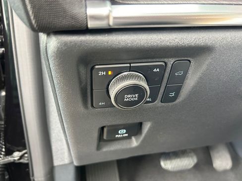 New 2026 Ford Expedition Max Platinum AWD/4WD image 20