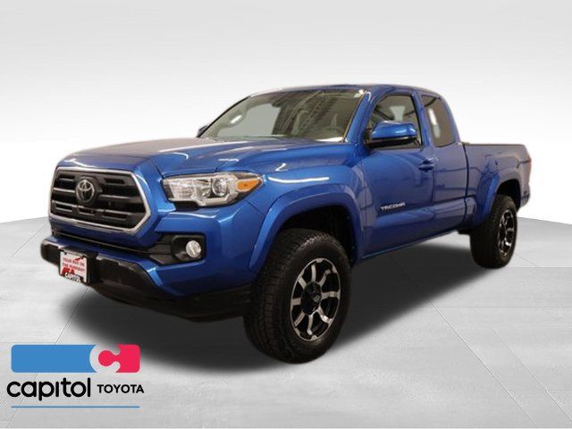 Certified 2018 Toyota Tacoma SR5 AWD/4WD image 7