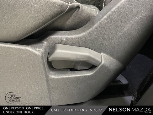 Used 2024 Volkswagen Atlas SEL Premium R-Line image 36