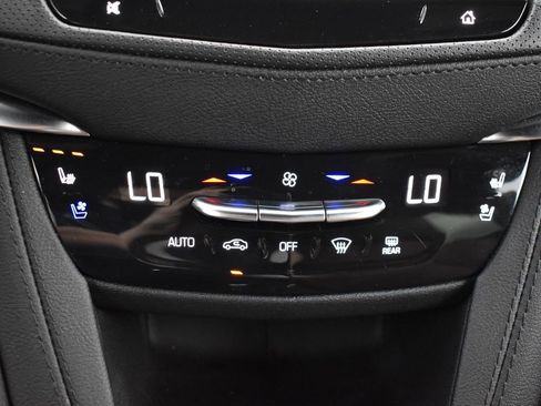 Certified 2024 Cadillac XT5 Premium Luxury w/ LPO, Floor Liner Package image 20