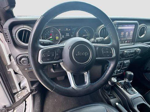 Used 2023 Jeep Wrangler Unlimited Rubicon 4xe w/ Cold Weather Group AWD/4WD image 12