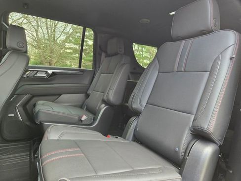 New 2026 Chevrolet Suburban RST w/ Comfort Package AWD/4WD image 23