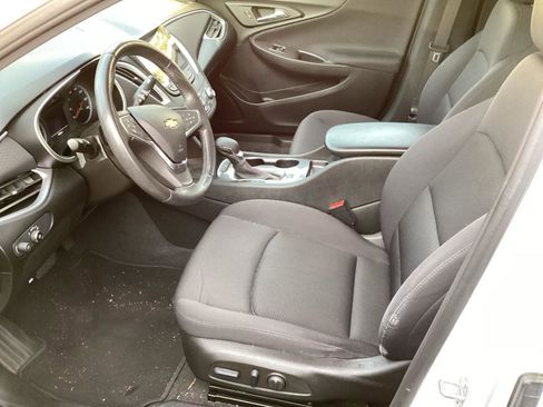 Used 2022 Chevrolet Malibu RS w/ LPO, Convenience Package 1 image 8