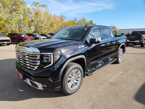 New 2026 GMC Sierra 1500 Denali image 4