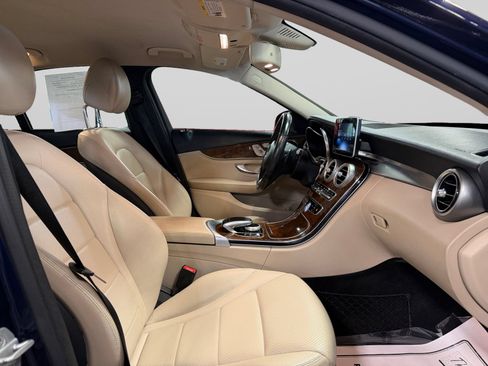 Used 2015 Mercedes-Benz C 300 4MATIC Sedan image 22