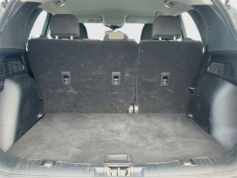 Used 2022 Ford Escape S image 25