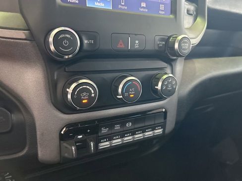 Used 2024 RAM 3500 Tradesman w/ Chrome Appearance Group image 41