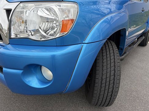 Used 2005 Toyota Tacoma PreRunner image 27