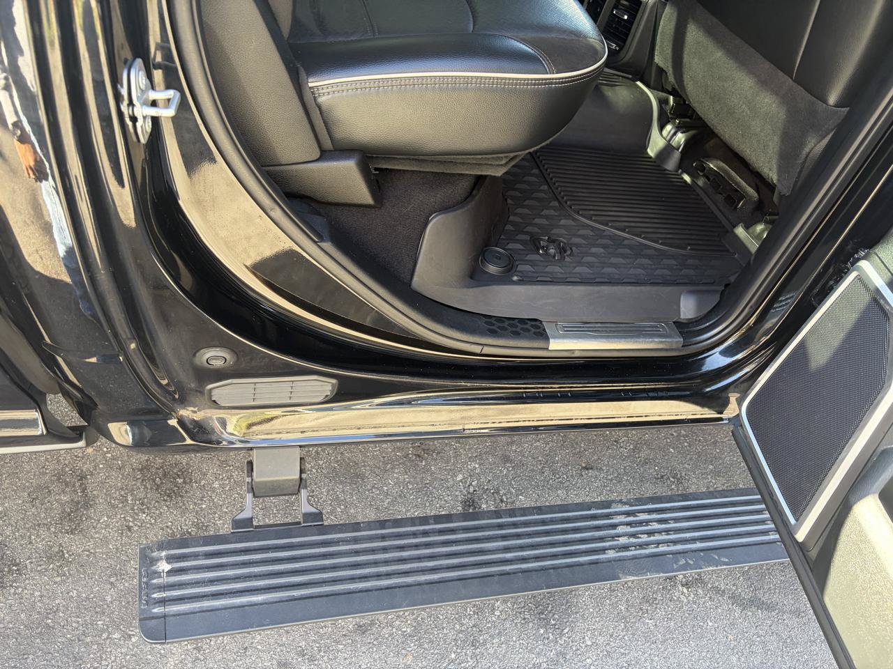 Used 2021 RAM 2500 Laramie AWD/4WD image 41