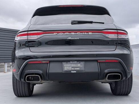 Certified 2025 Porsche Macan AWD/4WD image 11