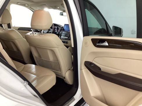 Used 2017 Mercedes-Benz GLE 350 image 19