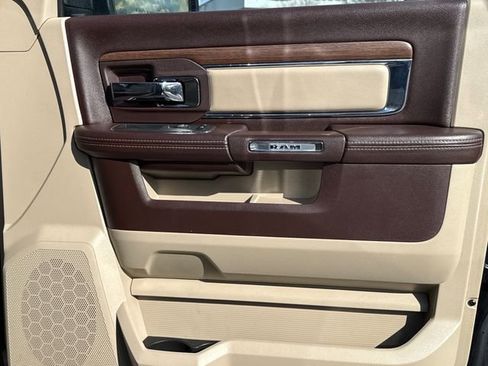 Used 2014 RAM 1500 Laramie w/ Convenience Group image 26