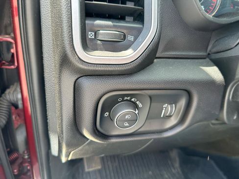 Used 2023 RAM 2500 Big Horn w/ Level 1 Equipment Group AWD/4WD image 10