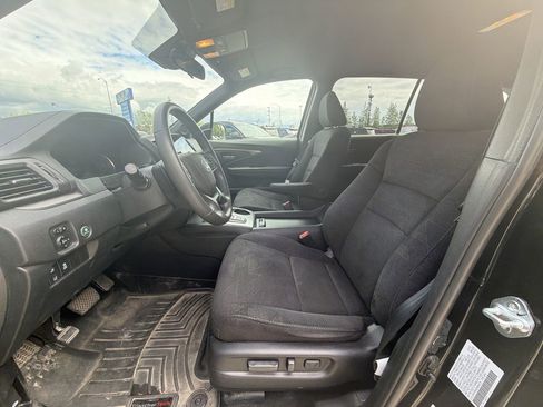 Used 2022 Honda Pilot Sport image 13