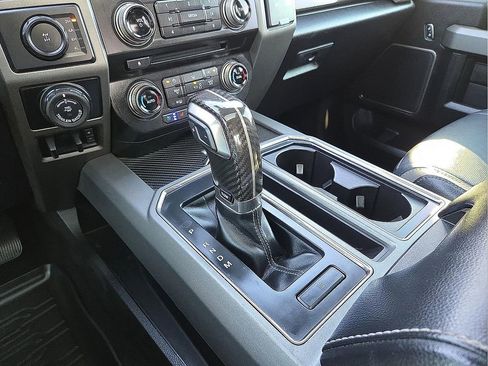 Used 2018 Ford F150 Raptor w/ Equipment Group 802A Luxury image 20