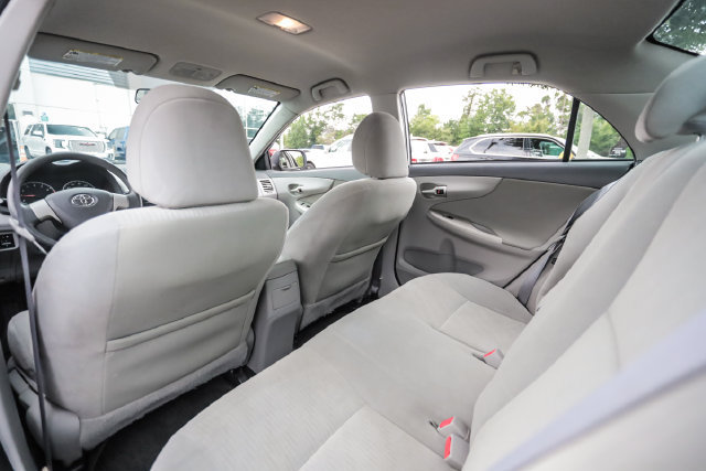 Used 2010 Toyota Corolla LE FWD image 50